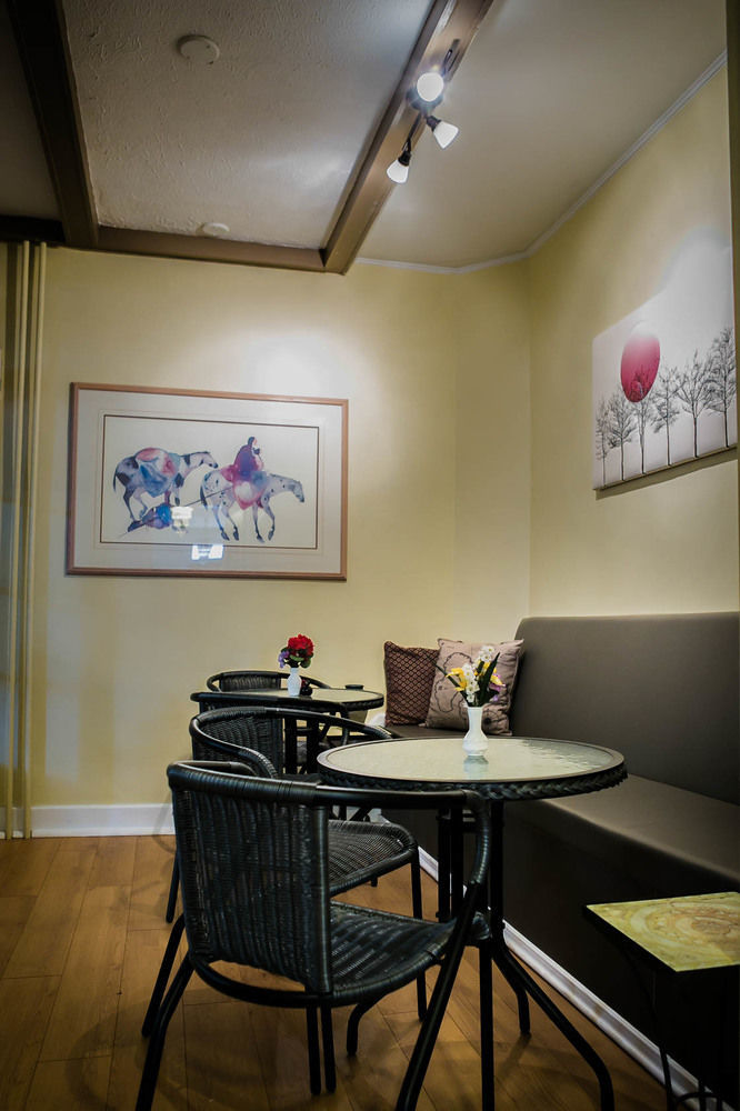 Le 227 Laurier B&B Gatineau Exteriör bild