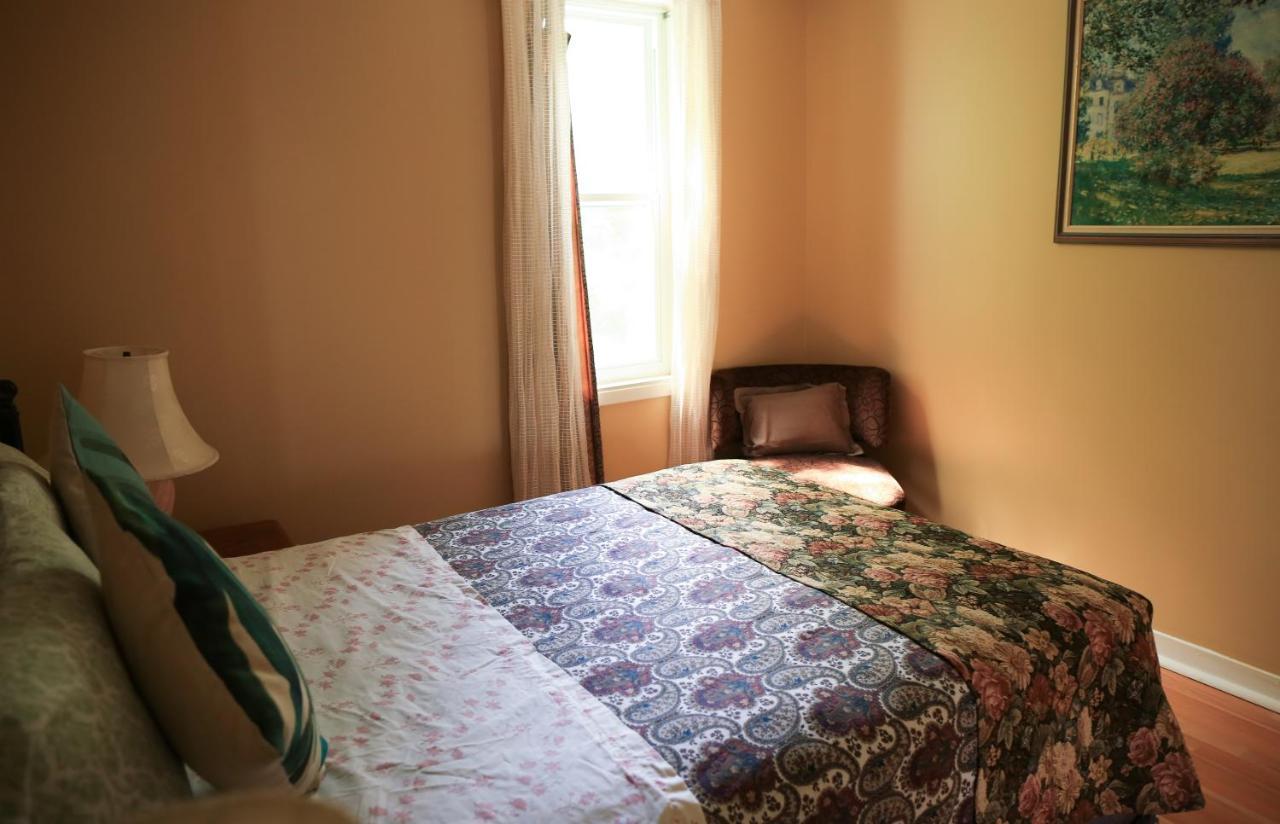 Le 227 Laurier B&B Gatineau Exteriör bild